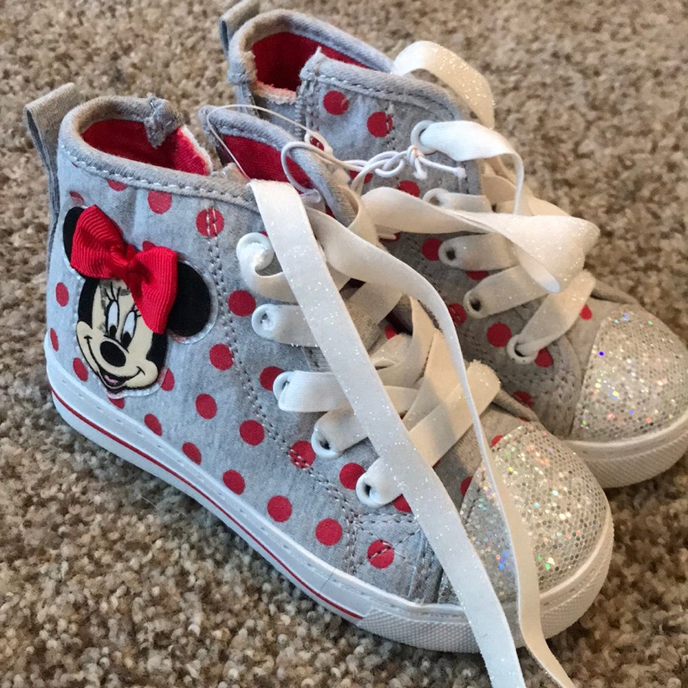 Brand new girls Minnie Mouse shoes